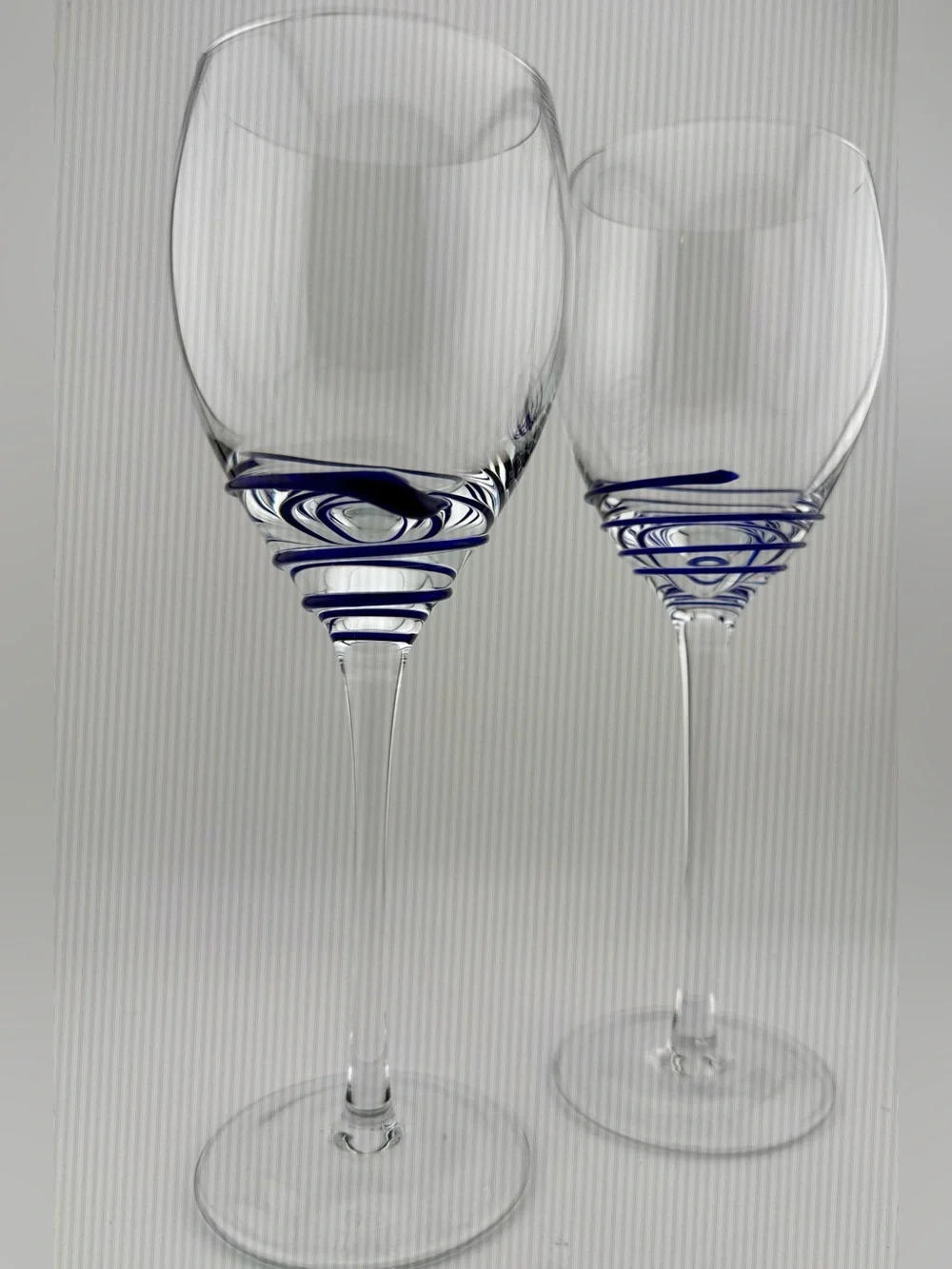 2 Pier 1 P1C44 blue swirl wine glasses. 10oz